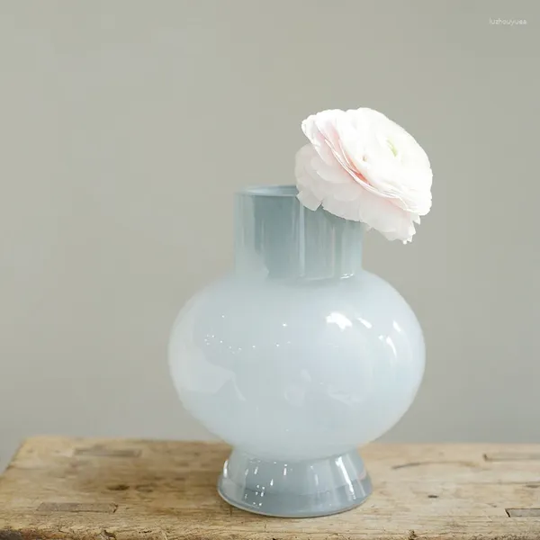 Vases Vase Verbe Matière de verre clair gris rond avancé français à la main Medium nordique Style Nordial Repère Repère de bureau