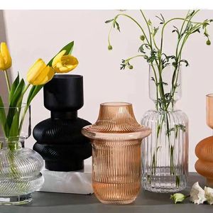 Vases Vertical Stripes Relief Transparent Glass Vase Hydroponics for Flowers Flower Arrangement Desk Decoration Décoration moderne