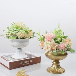 Vases Vintage Metal Flower Vase Farmhouse Pot pour arrangement floral séché Tablette maître de la pièce maîtresse de mariage rustique décoration
