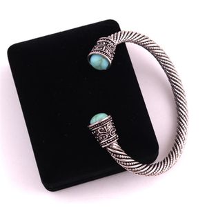 VB300027 Antique Silver Viking Norse Mystical Turquoise perles à chaque extrémité Open Cuff Bracelet2798