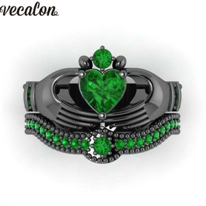 Vecalon 2 stijlen groene geboortesteen claddagh ring 5A zirkoon CZ blackwhite goud gevulde partij bruiloft band ring set voor vrouwen mannen