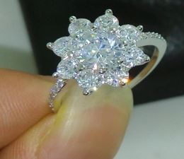 Vecalon Flower Jewelry Engagement Band anneau pour les femmes coupées rond Diamants CZ 925 ANNAUX DE MÉDICA FEMELLES SILPS Mother039S Gift3222527