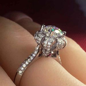 Vecalon Valuable Women Crown Jewelry bague Ruby Diamant simulé Cz 925 Sterling Silver Bague de fiançailles de mariage pour femme