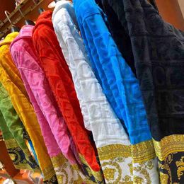 Veet Bathrobe Robe ontwerpers Barokke mode Pamas Mens Women Letter Jacquard Printing Barocco Print Mouwen sjaalkraagzak