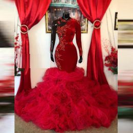 Veet One Red 2022 Formele avondjurken met lange mouwen Appliques kralen Tiered Tule Prom Party -jurken puur terug voor Arabische Dubai -vrouwen