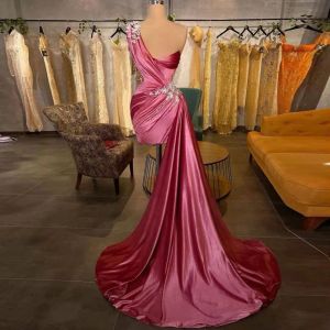 Veet – robe de soirée courte rose, asymétrique épaule dénudée, paillettes brillantes, longueur aux cuisses, traîne longue, vêtements de fête spéciaux