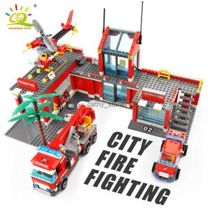 Voertuig Speelgoed HUIQIBAO 774 stks Brandweerkazerne Model Bouwstenen Vrachtwagen Helikopter Brandweerman Bakstenen Stad Educatief Speelgoed Voor Kinderen GiftL231114
