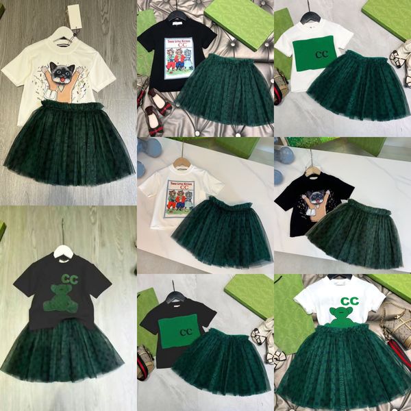 Voile court Mode Designer De Luxe Été Enfants Tshirt Mignon Bébé Vêtements Enfants À Manches Courtes Garçons Filles Ensembles Vêtements Costumes Coton Robe taille 90160 96nL plus haute qualité