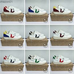 Vejaas Vejaies Vejaonly Sneaker V Logo Shoo Designer Chaussures décontractées Four Seas White Sports Womens Board Chaussures Tyres de confort