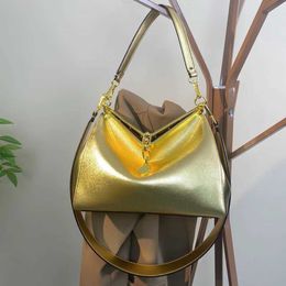 Vela Automne / Hiver Handheld épaule Diagonal Straddle Sac Cuir à l'intérieur à l'extérieur Clip de haute qualité personnalisé sur sac 240415