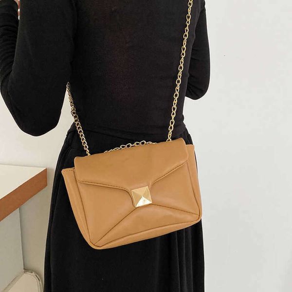 Velatninio Magnetic Vpurse Designer Chain Chain Sac portable Lady en cuir Ladieschain v Tofu Sac Sac pour la mode Willow Nail Velatninio Small Square Designer QBZN