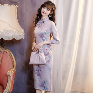 Velvet Cheongsam Young Girl Chinese stijl Retro Verbeterde versie Midden-lengte kleine jurk herfst en wintercasual jurken