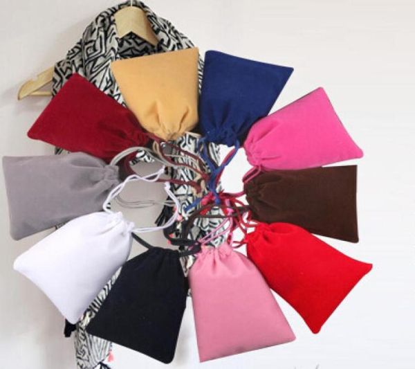 Sacs à cordon en velours de haute qualité Emballage cadeau Sac à bijoux floqué Pochettes à bijoux Tissu d'emballage pour casque Titulaires de faveur4978847