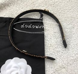 Velvet Fashion Hair Clasp Classic Jewelry Accessories Headband 2c Boutique With Dust Bag Party Gift Classical Lady Outfit6426923