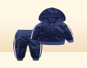 Fluwelen hoodiebroek 2-delige set voor kinderen jongens meisjeskleding 2020 peuterkostuum kinderoutfits babykleding trainingspak 17Y1798047