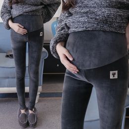 Velvet Maternity Leggings Pants For Pregnant Women Warm Winter Maternity Clothes Thickening Pregnancy Trousers Clothing LJ201120