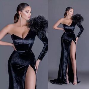 Velours droite robes de soirée une épaule à manches longues parole longueur balayage train longue cuisse-haute fentes robe de soirée de bal, plus la taille personnalisée