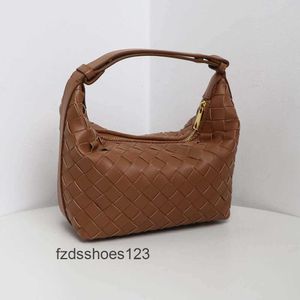 Venetas 24 Wallace Single Single Style Sac à dos Femmes Portable Sac portable 29cm Tote Tote Western Leather Tewer Armle Luncher Lunch Bottegaas Box Boxs X9U1