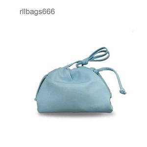 Venetas Pouch Ladies Bags Classic Cassette Designer Bag Small 2024 Nieuwe geplooide clip dezelfde stijl handheld dames Botteg single schouder crossbody i09c