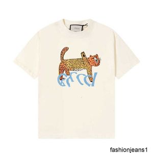 Version vérifiée version correcte marque de mode de luxe imprimé animal léopard T-shirt à manches courtes avec bas pour hommes et femmes dessin animé décontracté version haute {catégorie}