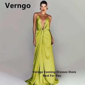 Verngo Green Stretch Frabic Party Dress voor vrouwen Deep V Neck Prom -jurken eenvoudig een lijn formele gelegenheid 240424