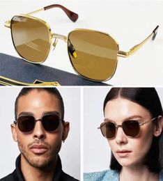 Vers deux meilleurs lunettes de soleil de créateur de marque de haute qualité de luxe pour les hommes nouveau vendeurs de mode de mode mondiale verres de soleil italien verre exclusive shop2167181