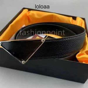 Polyvalent pra praddas pada prd Ceintures Designer pour homme Lettre de luxe P PU 3,3 cm 3,8 cm Géométrique Triangle inversé Ceinture à boucle ardillon en métal en toutes saisons M40I TZI6 RV6Z