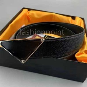 Polyvalent pra praddas pada prd Ceintures Designer pour homme Lettre de luxe P PU 3,3 cm 3,8 cm Géométrique Triangle inversé Ceinture à boucle ardillon en métal en toutes saisons M40I TZI6