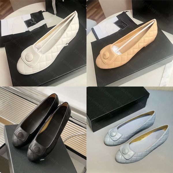 Style français doux et parfumé Mary Jane Chaussures Designer Niche Mode Femme Tête ronde Petit sac à dos en métal avec boucle Chaussures de ballet à fond plat