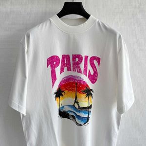 Versie High B Familie Sand Painting Sunset Paris Tower T-shirt met slecht ademende katoenen stof losse pasvorm voor zowel mannen als vrouwen