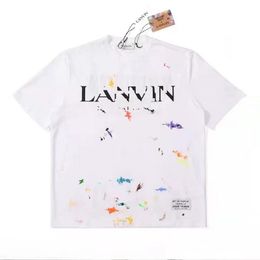 Versión de la marca de moda Langfan Lanvi co-marcada con la misma letra de tinta salpicada camiseta de manga corta con estampado de graffiti dibujada a mano para hombres y mujeres con mangas cortas S-XL