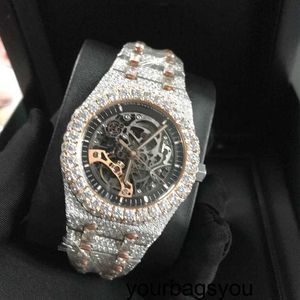 Version Montre-bracelets VVS1 Squelette Diamonds Watch Pass TT Rose Gold Sier Top Quality Mechanical Mouvement Men Men de luxe Iced Sapphire