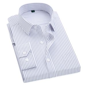 Chemises habillées pour hommes à rayures verticales Col classique à manches longues Chemise de travail pour hommes d'affaires surdimensionnée 8XL Vêtements pour hommes 220330