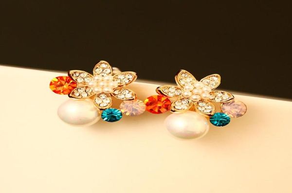 Très belle mode de luxe de mode colorée de fleur de cristal coloré diamant zircon perle super boucles d'oreilles scintillantes pour femme silve4866523