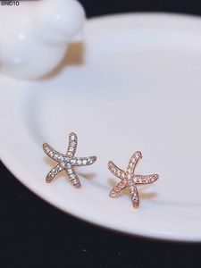 Très mignon !Ins Fashion Designer Sweet Fish Fish Star Luxury Diamonds Moucles d'oreilles pour femmes Pin en argent féminine