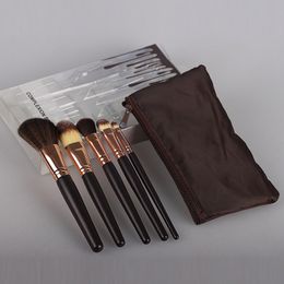 Cepillos muy suaves KJenner Cosmetics Professional Makeup Tools 5 piezas Set Base Powder Brush sombra de ojos