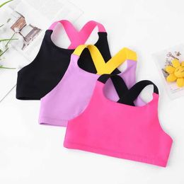 Vest Summer Girls Sports Tank Top Vêtements Childrens sous-vêtements Color Couleur Top Childrens Sports Top Top Cross Back Design Tank2405