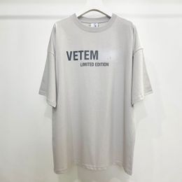 VETEME Limited Edition Limitée T-Shirts Logo Lettre Imprimé Unisexe Coupe Ample T-shirt à Manches Courtes