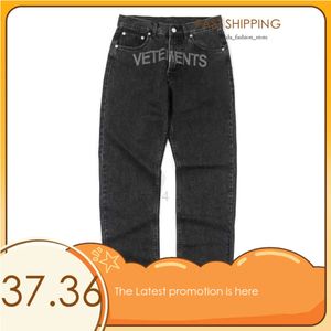 VETTEMS Jeans Jeans pour hommes jeans jeans de haute qualité hommes femmes survivre au designer jean pantalon de mode brodé pantalon de jambe droite lettre 241