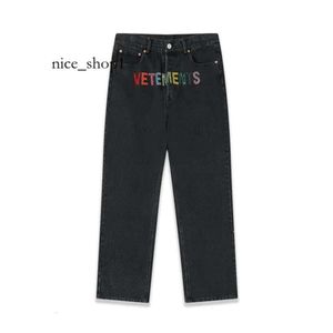 Vetements Men S Jeans réels femmes de haute qualité Broidered Lettred Casual Landg Pants 230823 1847