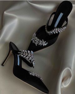 Vic Luxury Lurum Sandalias Zapatos para mujer Tacones altos Hoja Crystalembellished Satin Mules Strappy Sandalias Zapatillas S
