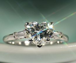 Victoria Weick Luxury sieraden 925 Sterling Silver CZ Diamond Witte Topaz Wedding Engagement Band Hart Women Finger Ring Geschenk maat5186132