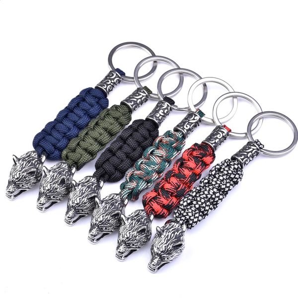 Porte-clés pendentif tête de loup style viking porte-clés tricoté à la main pour cadeau homme