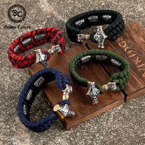 Vikings Mjolnir Marteau Bracelets de survie Hommes avec des perles de rune nordique en acier inoxydable Paracord Rope Bangle Handmade Amulette Bijoux 240325