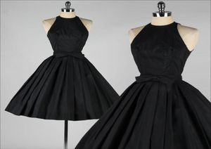 Vintage 1950 Robes de bal 2015 Little Black Robe Taffeta Halter Tea Longueur Short Homecoming Robe Forme Fany Gowns Keyhole BAC9733980