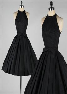 Vestidos de graduación Vintage de la década de 1950 2015 Little Black Dress Taffeta Halter Tea Té de homecoming Vestido de fiesta formal GOWNS BACKHELO BAC3430313