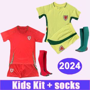 Davies Wales Kid Kit Soccer Jerseys Ramsey Rodon N. Williams B. Matondo Home Shirts de football Uniforms à manches courtes Wilson 2024