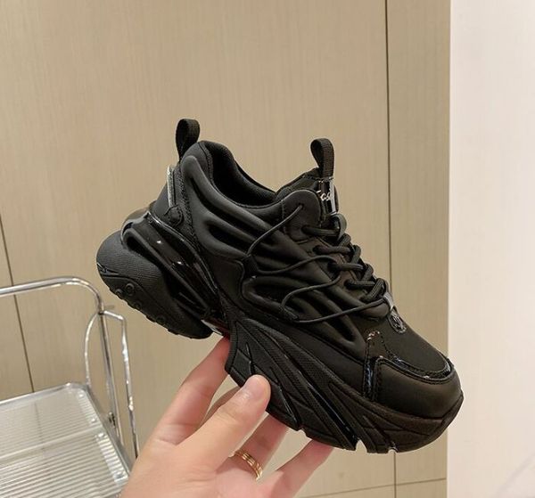 Vintage American Style Chunky Platform Sneakers Femmes Spring Sport Sport Shoes Sport Femme Femme Breatte Mesh Lace Up Chaussures