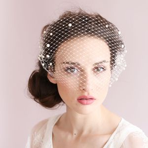 Vintage Birdcage Wedding Sluiers Gezicht Blusher Bruiloft Haar Stukken One Tier met Parels Kam Short Bridal Headpieces Bridal Veils # V014