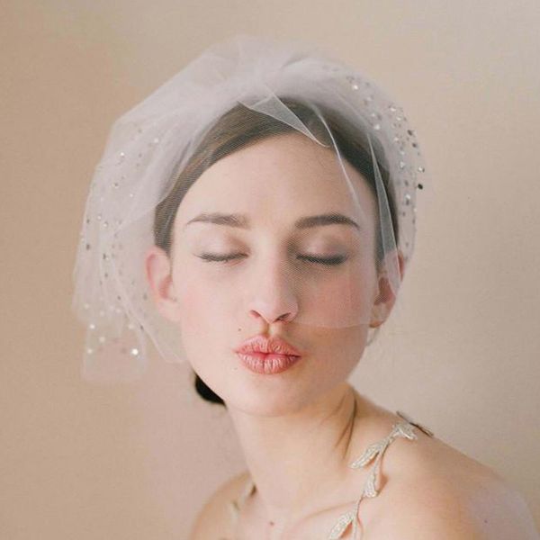 Vidons Vintage Veil de mariage Vêtements de mariage Visage Blother Cheveux de mariage Morceaux 4 niveaux avec perles Courts Headpieces Bridal voiles de mariée # V005